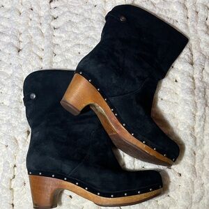 NWOT UGG Australia Black Suede Wood Clog Boots